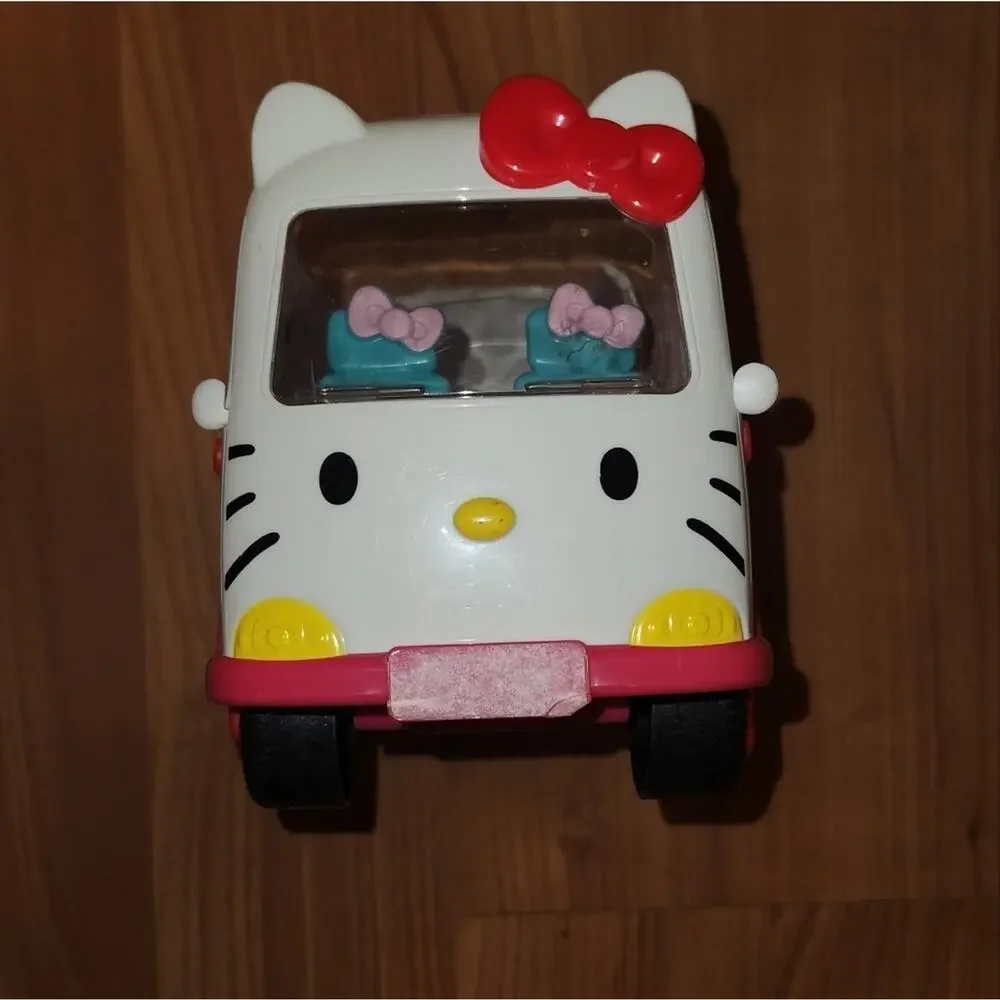Hello Kitty Play Truck Fair Condition